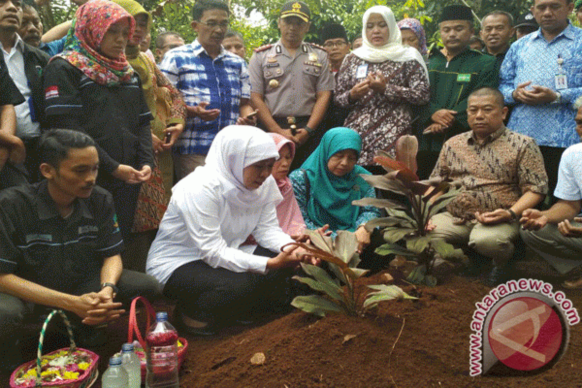 Mensos Kunjungi Rumah Pelajar Tewas Korban Bullying