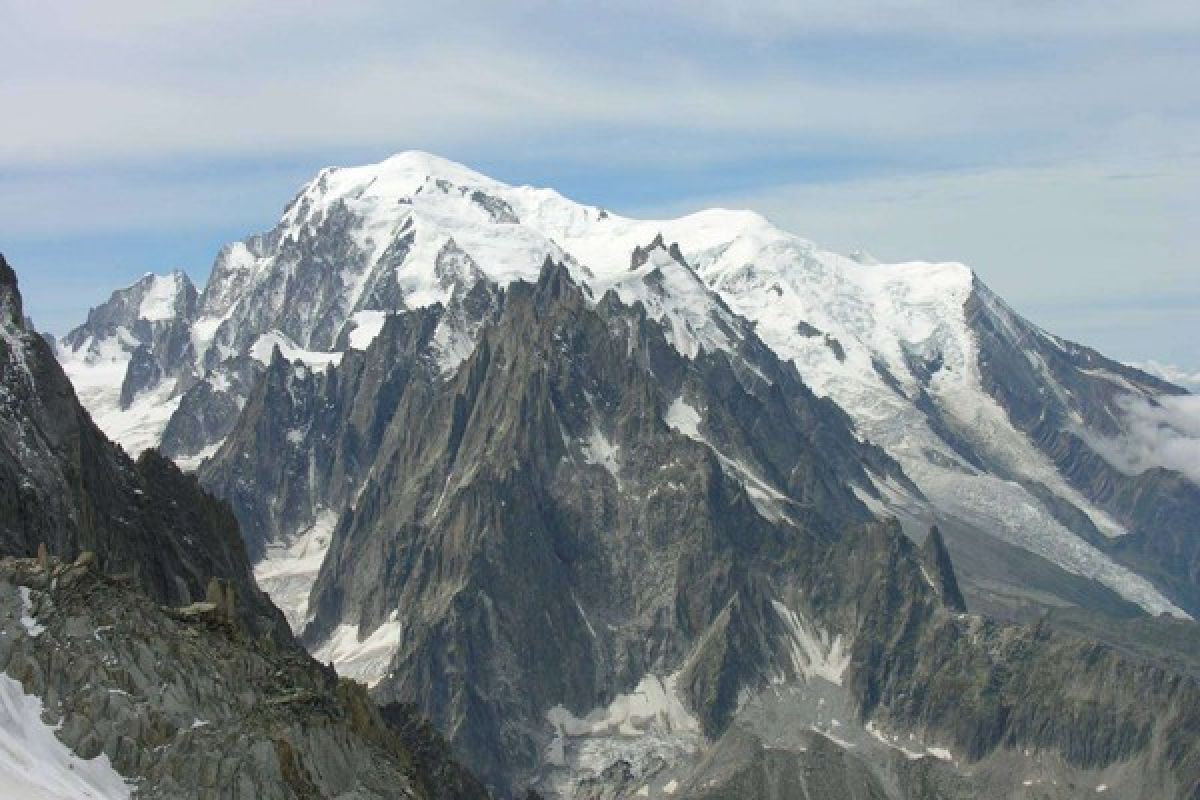 Pendaki Jepang terjebak di Mont Blanc Prancis
