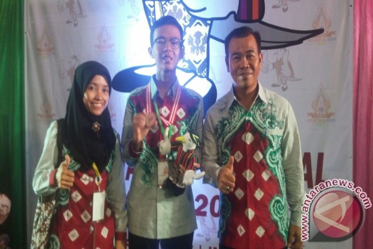 Siswa MAN 1 Tapin Raih Prestasi Nasional Dibidang Fisika