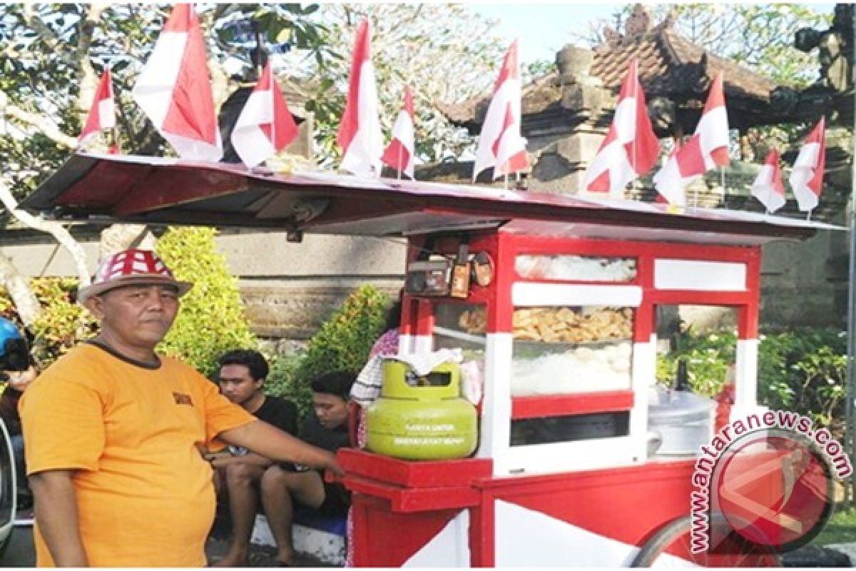 Bakso Pak Doel Semarakkan Kemerdekaan RI (Video)