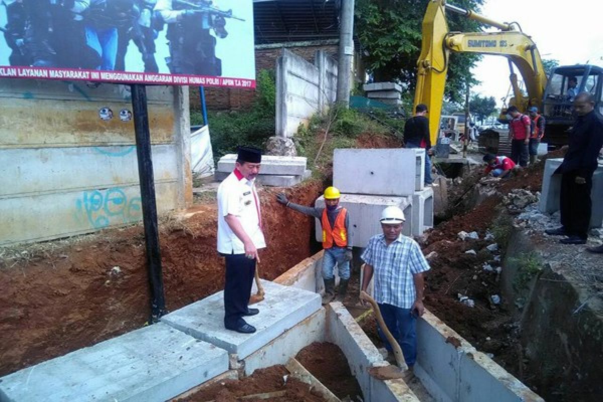 Wali Kota: Pembangunan Jalan Layang Berhenti Sementara  