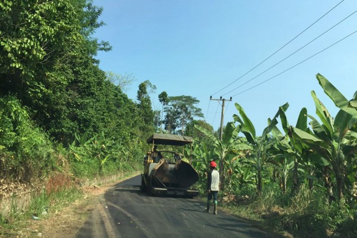 Pemprov Segera Perbaiki Infrastruktur di Teluk Kiluan  