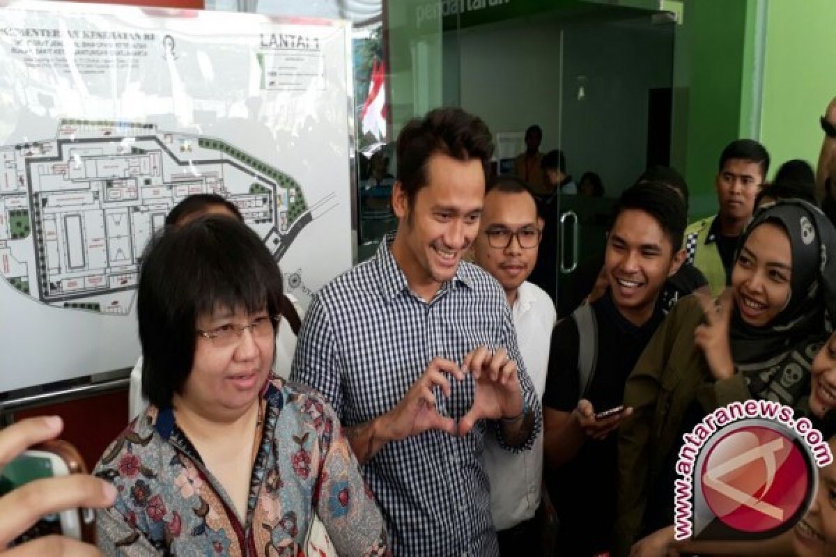 Tora Sudiro ditangguhkan penahanannya, proses hukum tetap berjalan