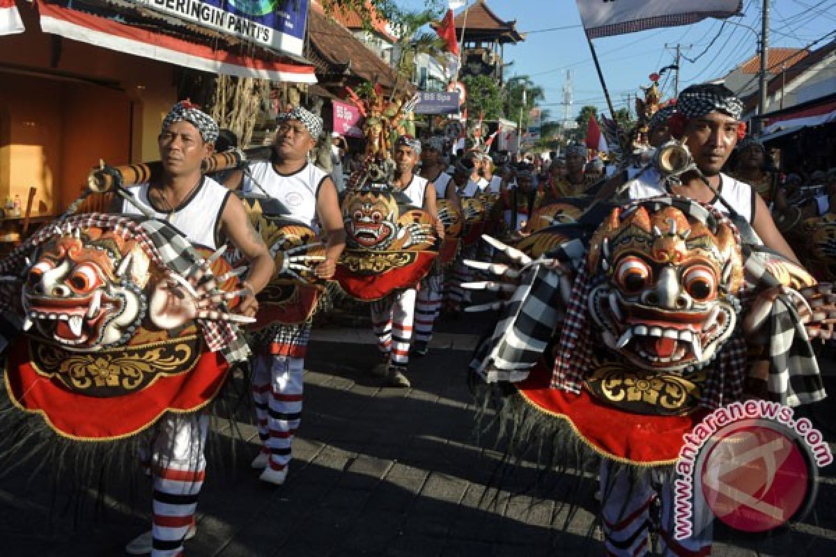Seniman Bali dan Tiongkok bawakan kesenian kolaborasi