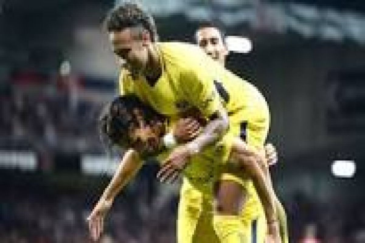  Neymar bersinar saat lakukan debut untuk PSG