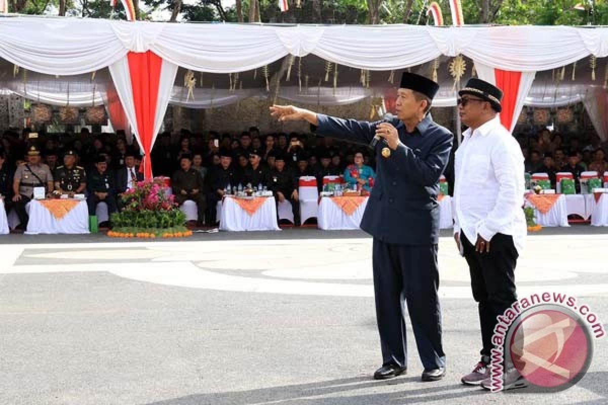 Yopie Latul Meriahkan Hari Jadi Provinsi Bali