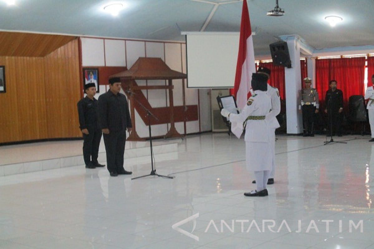 Wali Kota Kukuhkan Paskibraka Kota Kediri 