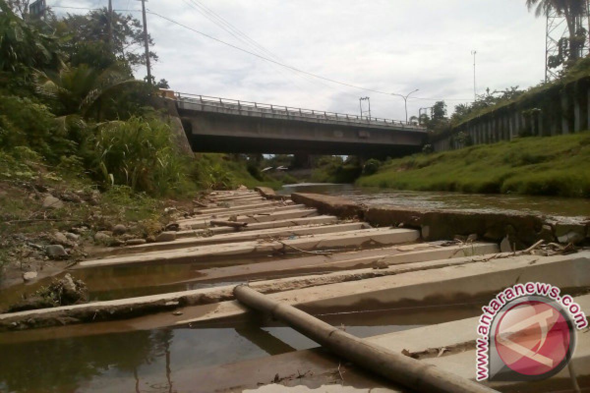 Pariaman Siapkan Rp1 Miliar revitalisasi Sungai Batang Piaman