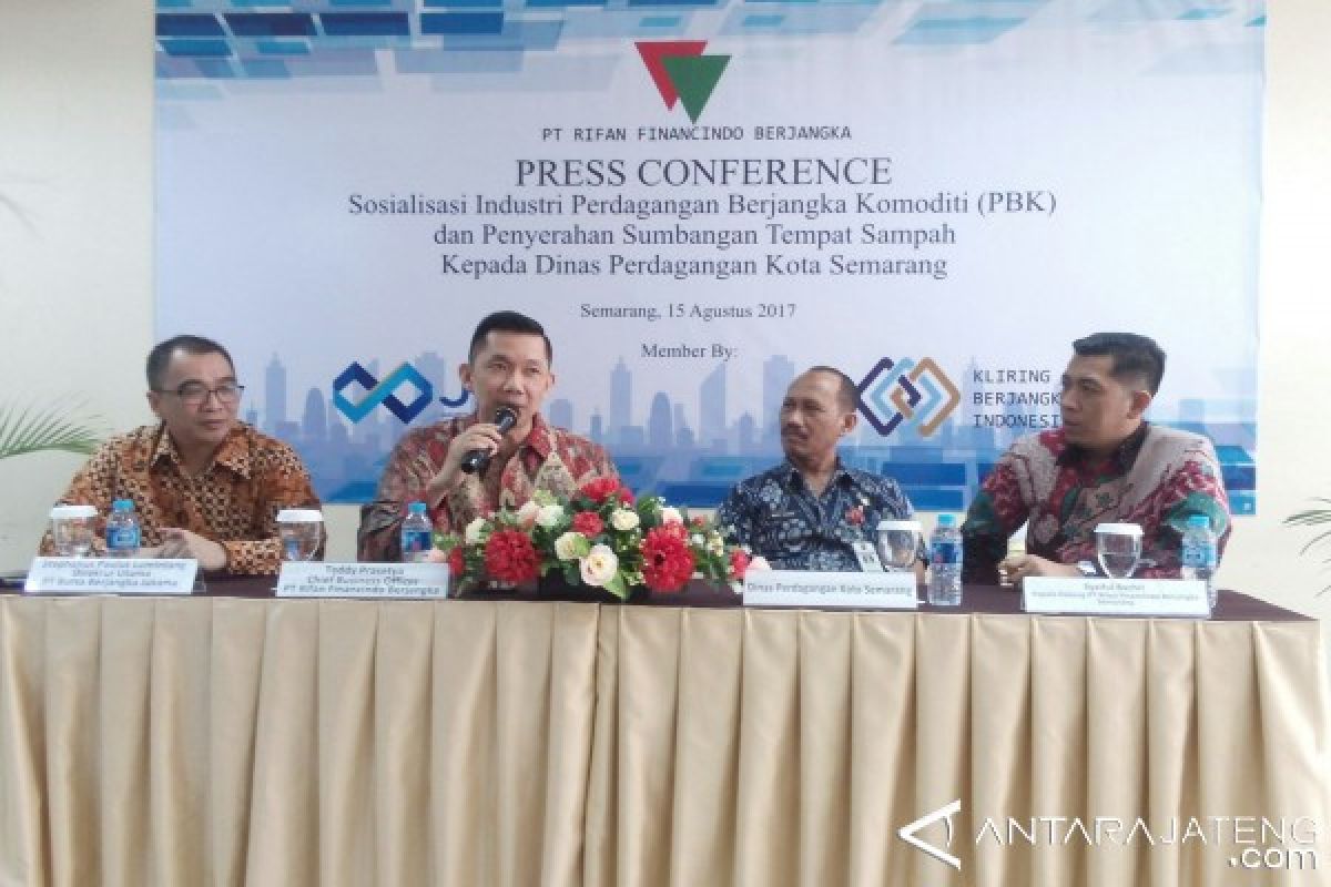 Rifan Financindo Bidik 200 Nasabah Baru Jateng