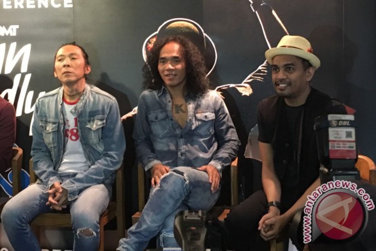 Glenn Fredly persembahkan konser untuk Slank