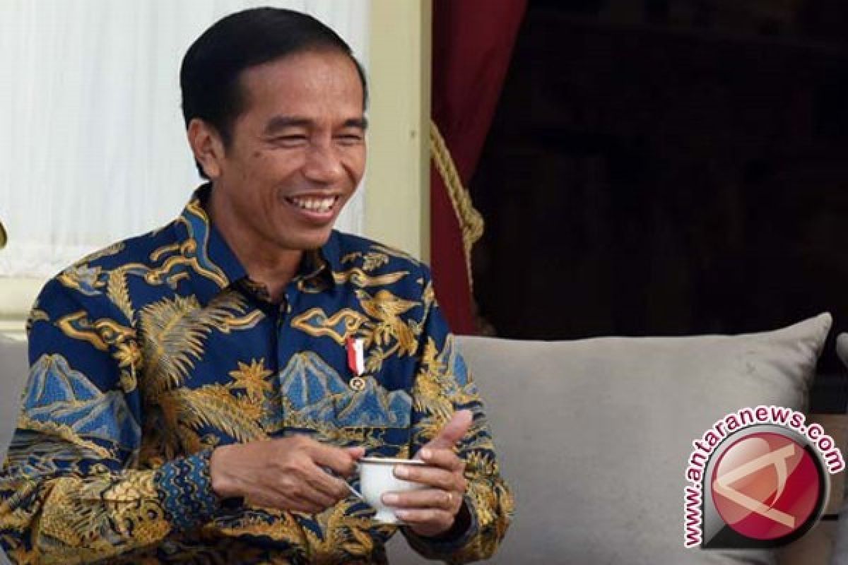 Presiden Jokowi terima pimpinan-anggota BPK di Istana Merdeka