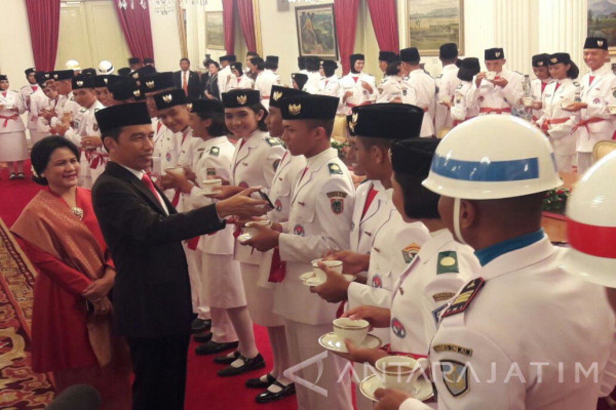 Paskibraka HUT Ke-72 RI Dikukuhkan Jokowi (Video)