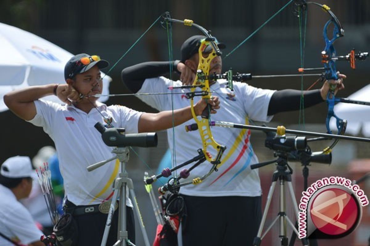 Indonesia raih dua emas pertama SEA Games dari panahan