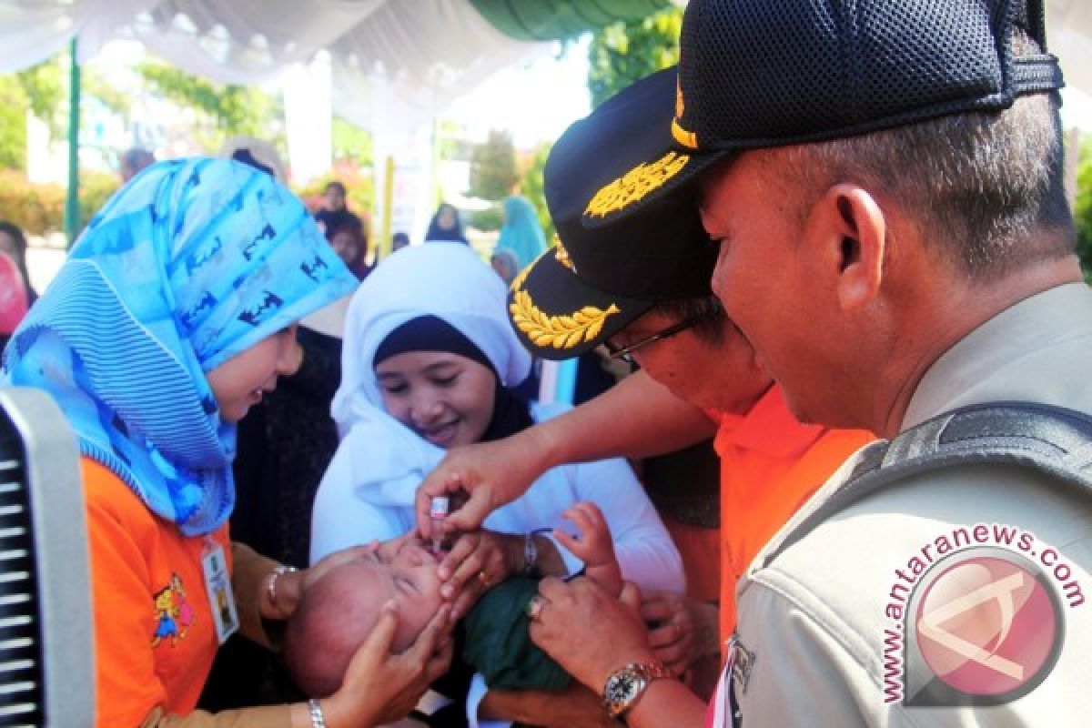 Dinkes Banjarbaru Vaksinasi Ribuan Santri