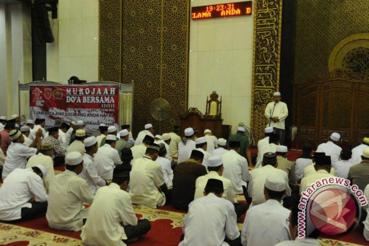 Sambut Kemerdekaan RI Ke-72 Dengan Shalat Hajad