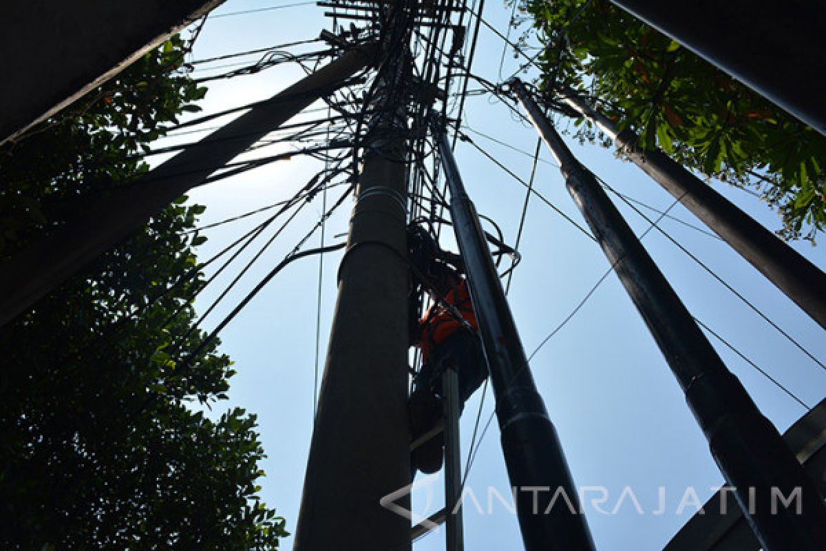 PLN Jatim Rampungkan Program bedah rumah