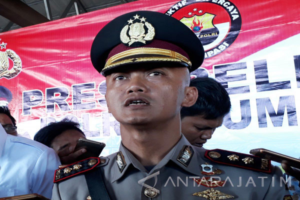 Polisi Telusuri Identitas Terduga Teroris Bandung asal Sumenep (Video)