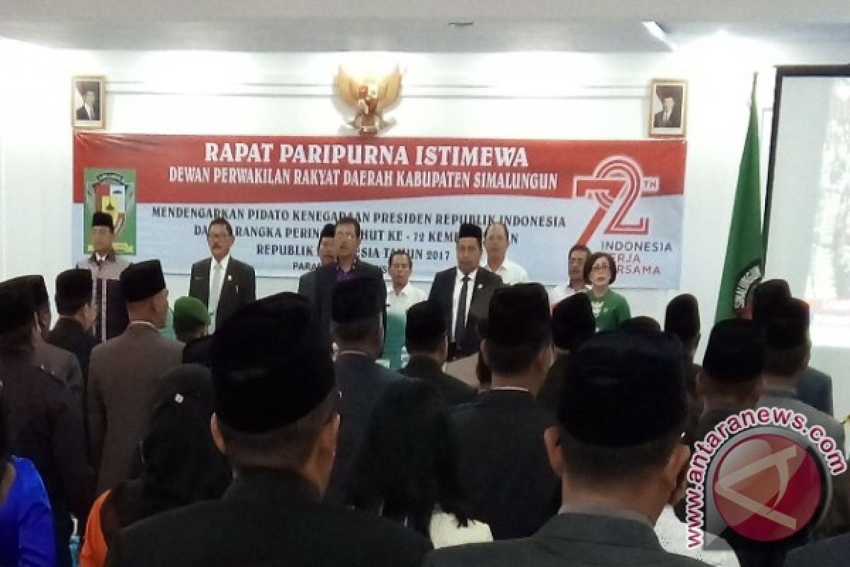 DPRD SIMALUNGUN RAPAT ISTIMEWA PIDATO KENEGARAAN DI HOTEL