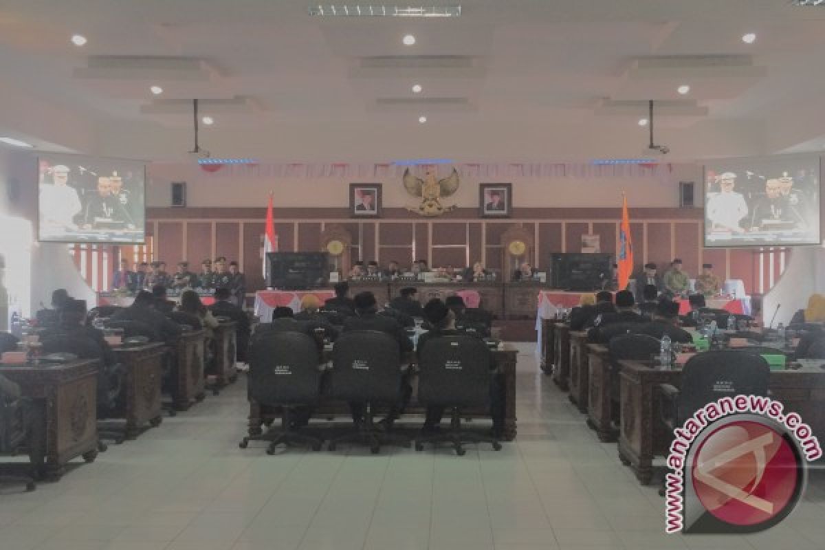 DPRD Labuhanbatu Dengar Pidato Presiden Jokowi