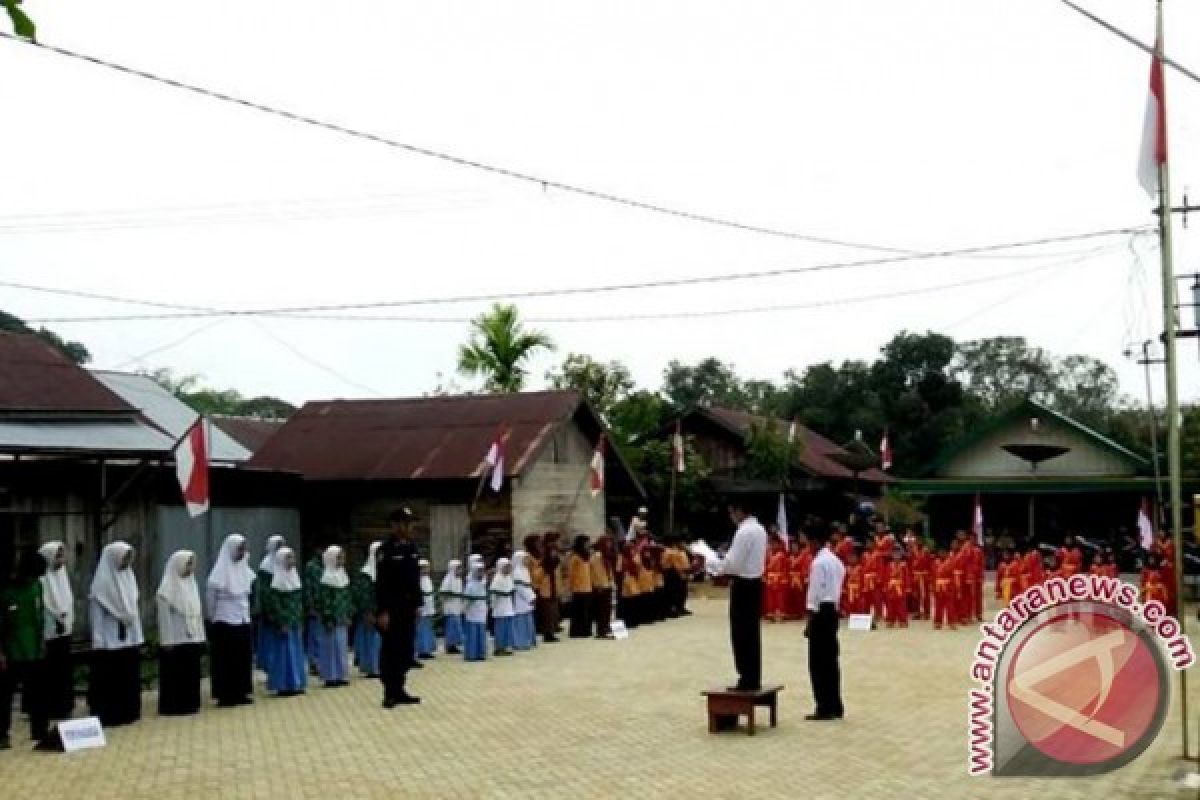 Pemuda Muhammadiyah Paharangan Gelar Upacara 17 Agustusan