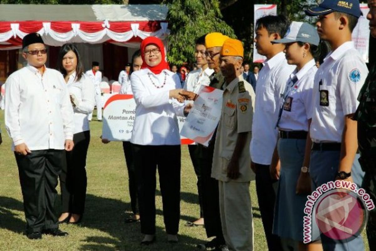 Veteran Bali terima bantuan bedah rumah BUMN