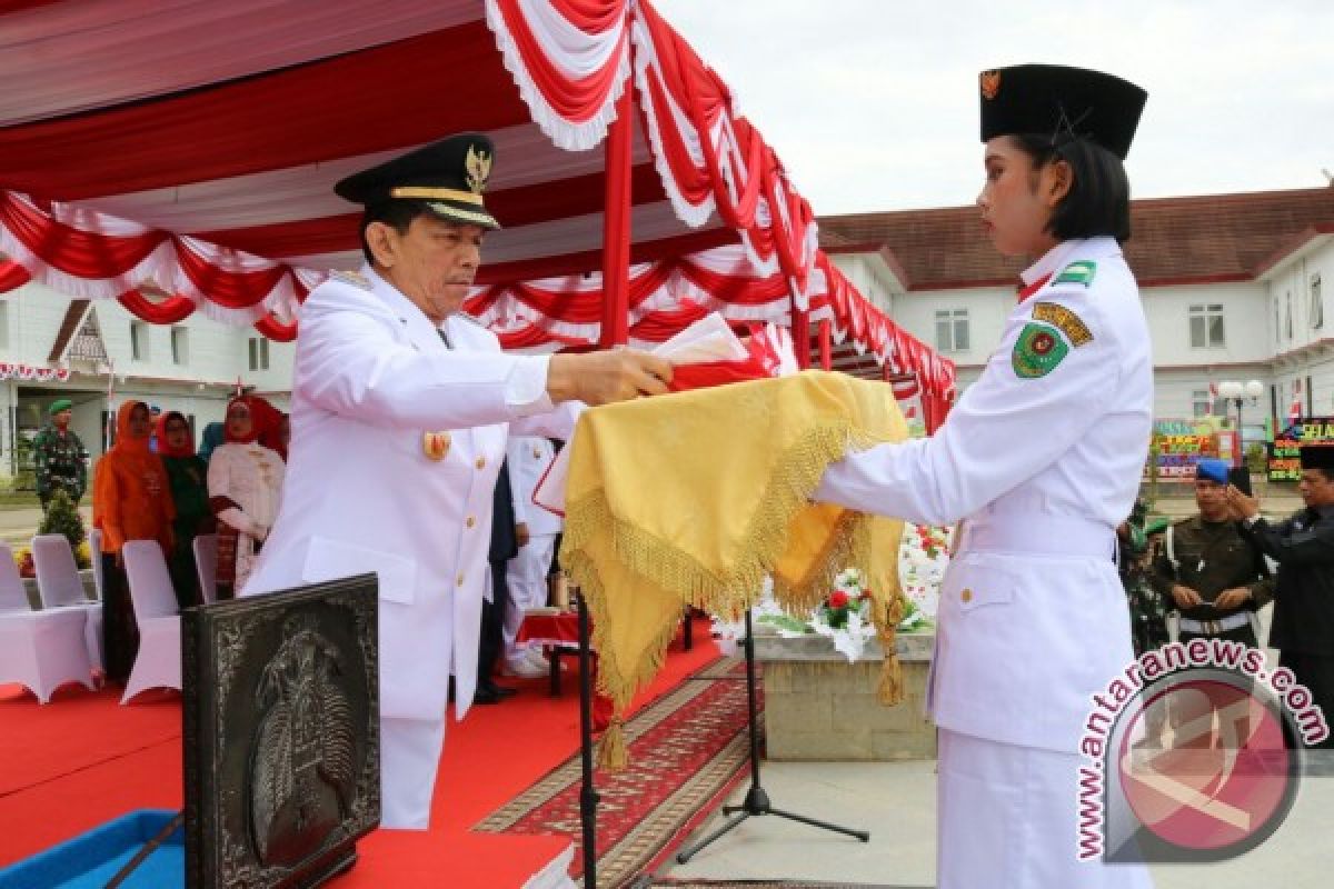 Upacara HUT RI ke-72 Tapanuli Selatan Sukses