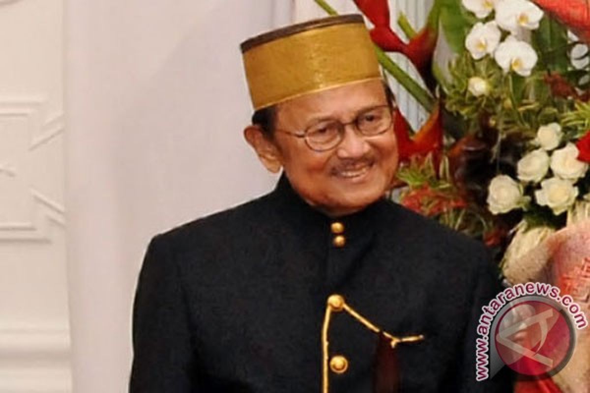 Habibie`s request not excessive: Palace