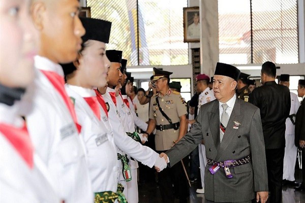 Wagub Lampung Kukuhkan 33 Anggota Paskibraka 
