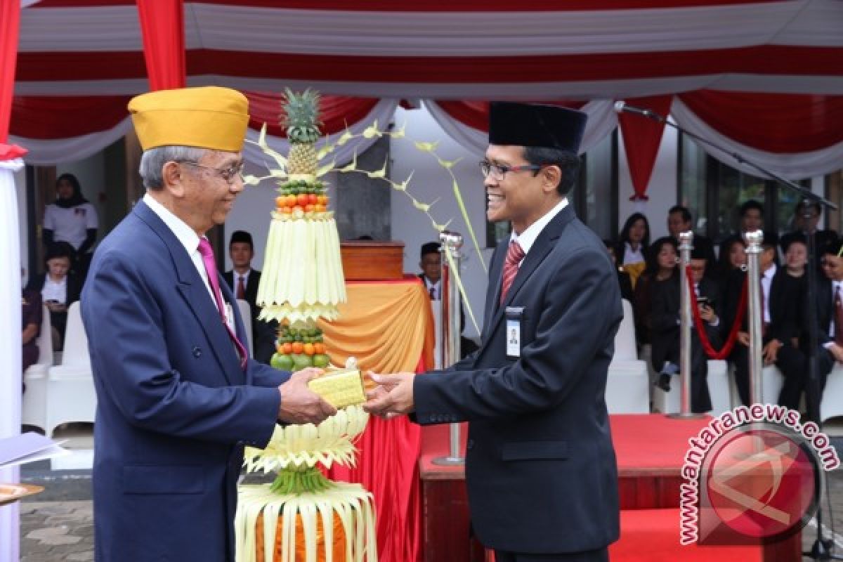 BI Berikan Penghargaan Kepada Penyelenggara Sistem Pembayaran