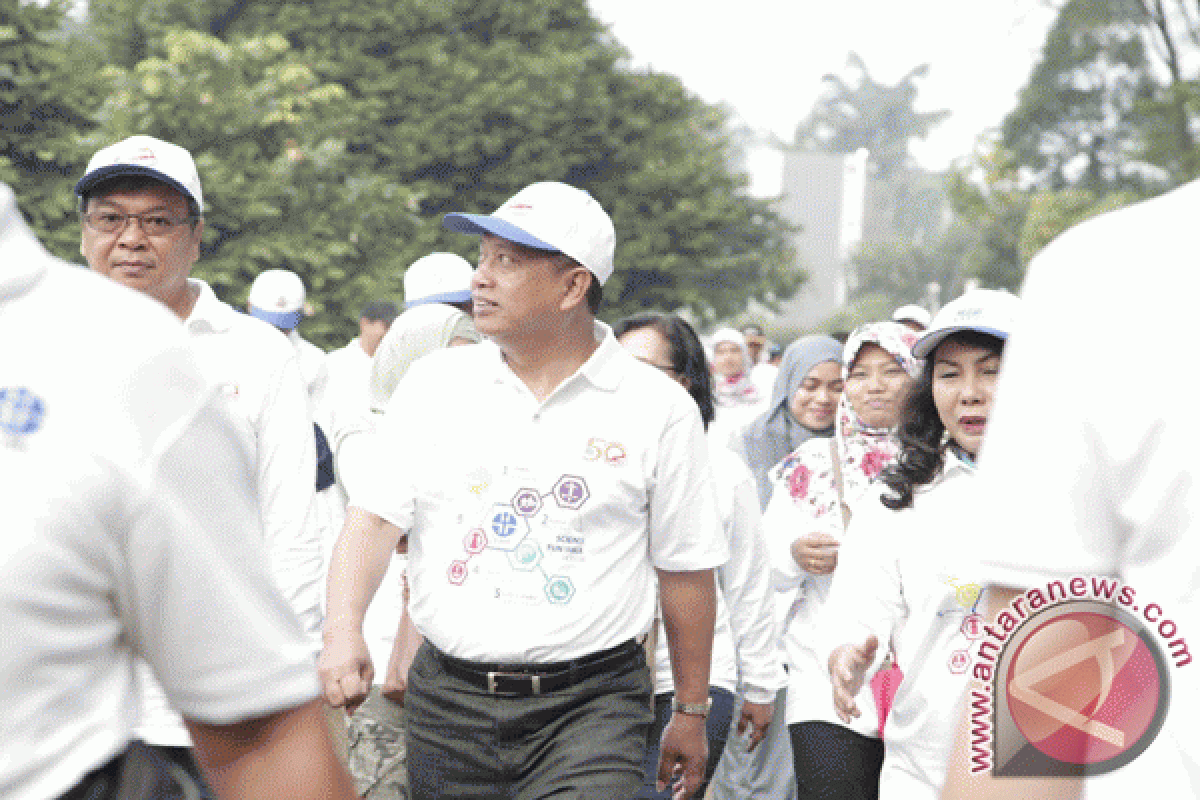 1.000 Orang Meriahkan Science Fun Walk LIPI