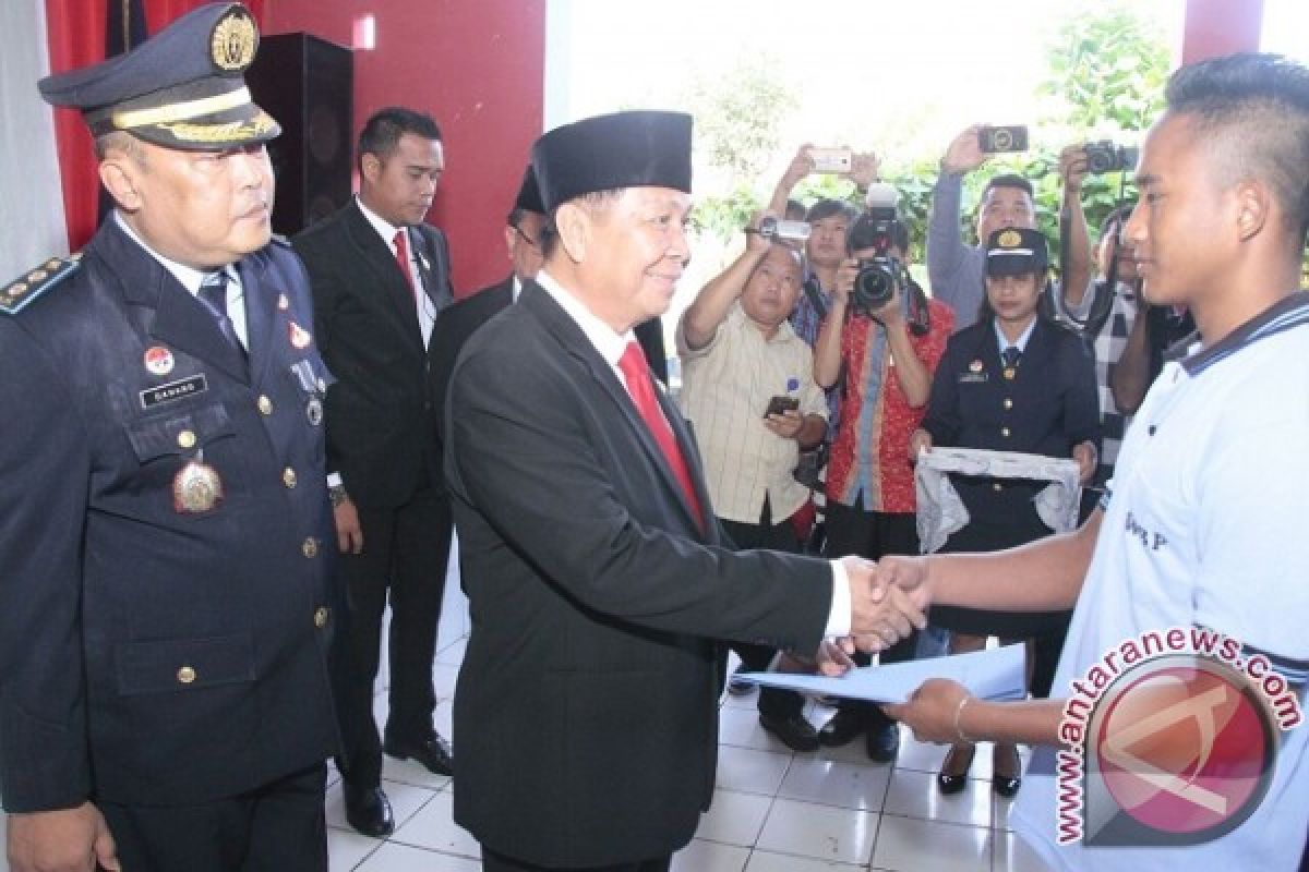 Lomban Pimpin Pemberian Remisi Di LP Bitung