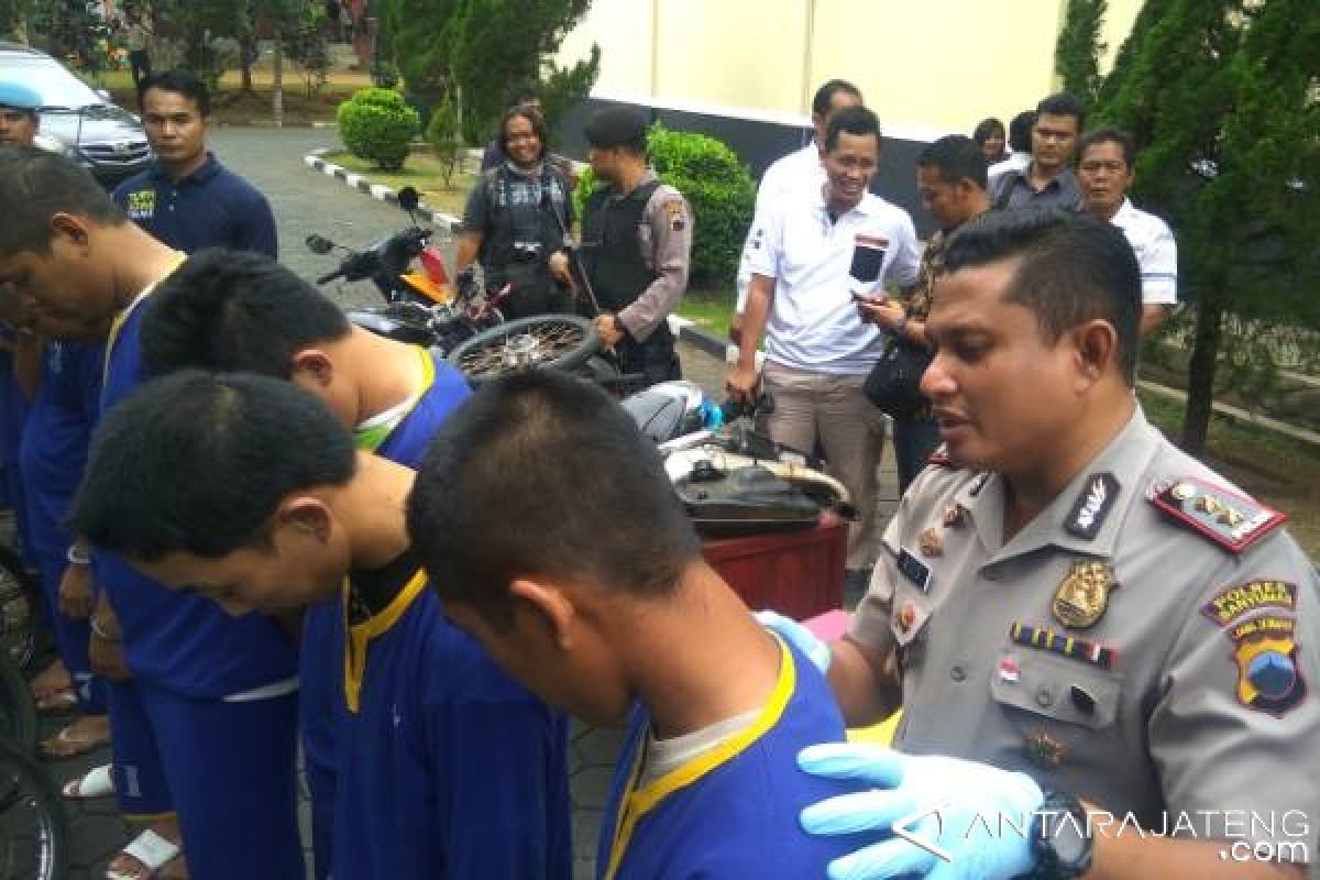 Polisi Banyumas Tangkap 23 Komplotan Pencuri Sepeda Motor