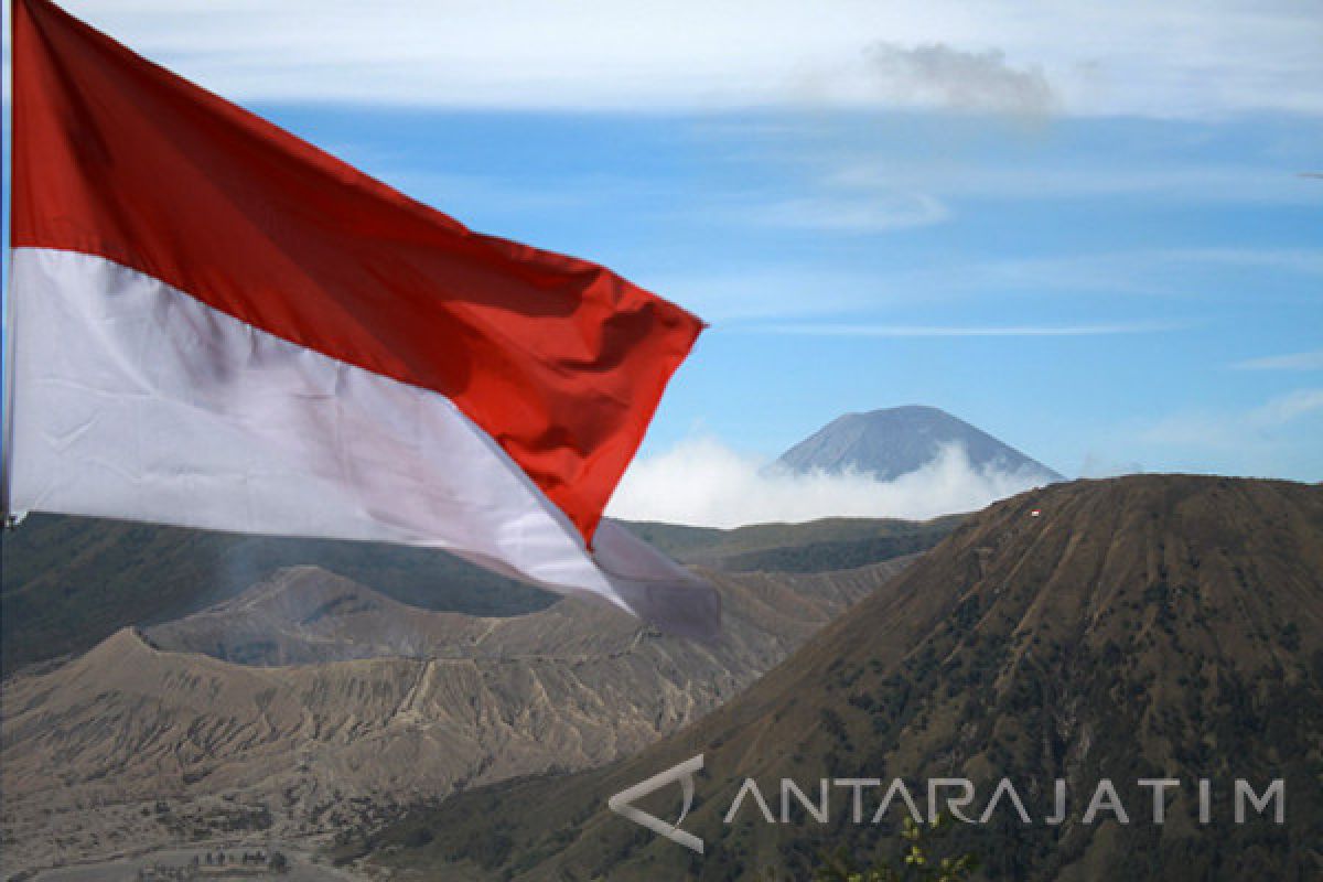 Bukit Penanjakan Ditutup, Wisatawan Masih Bisa Melihat Sunrise Bromo 