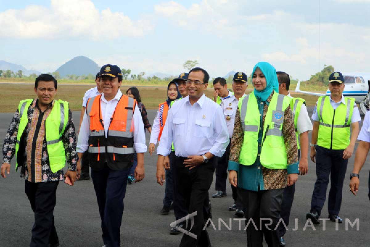 Menhub Dukung Bandara Notohadinegoro Jember Jadi Embarkasi Haji (Video)