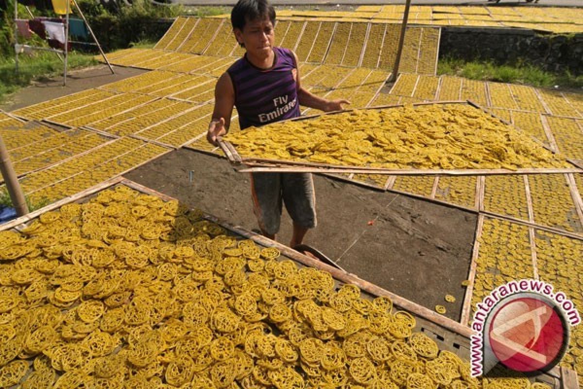 Mahasiswa ciptakan mesin pengering kerupuk hemat energi