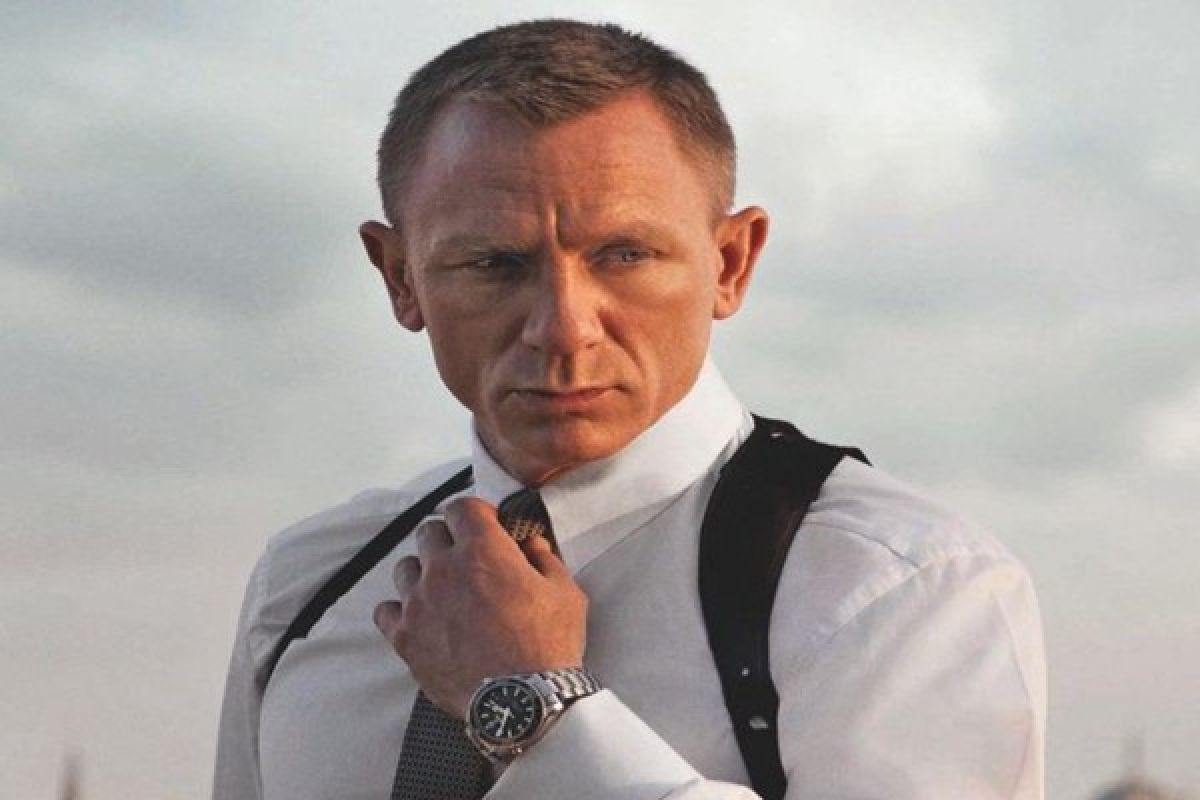 Daniel Craig kembali tampil sebagai James Bond