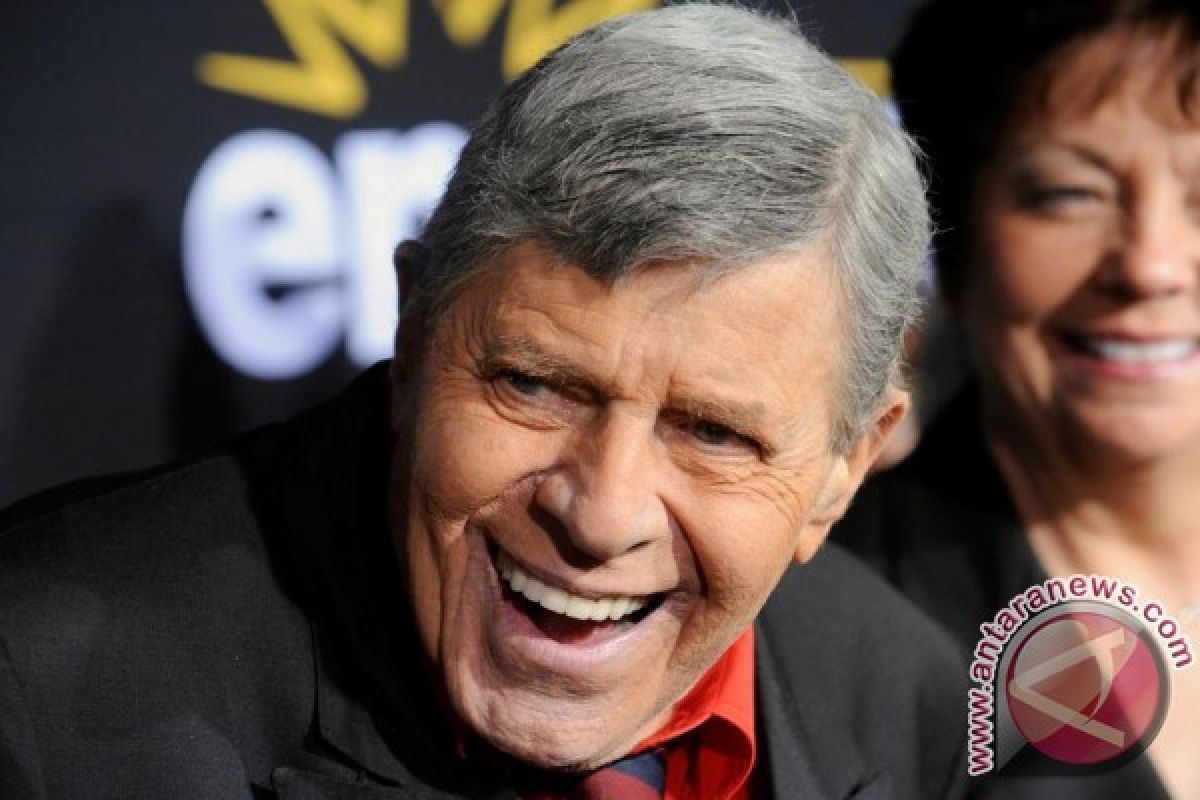 Fakta-fakta komedian legendaris Jerry Lewis