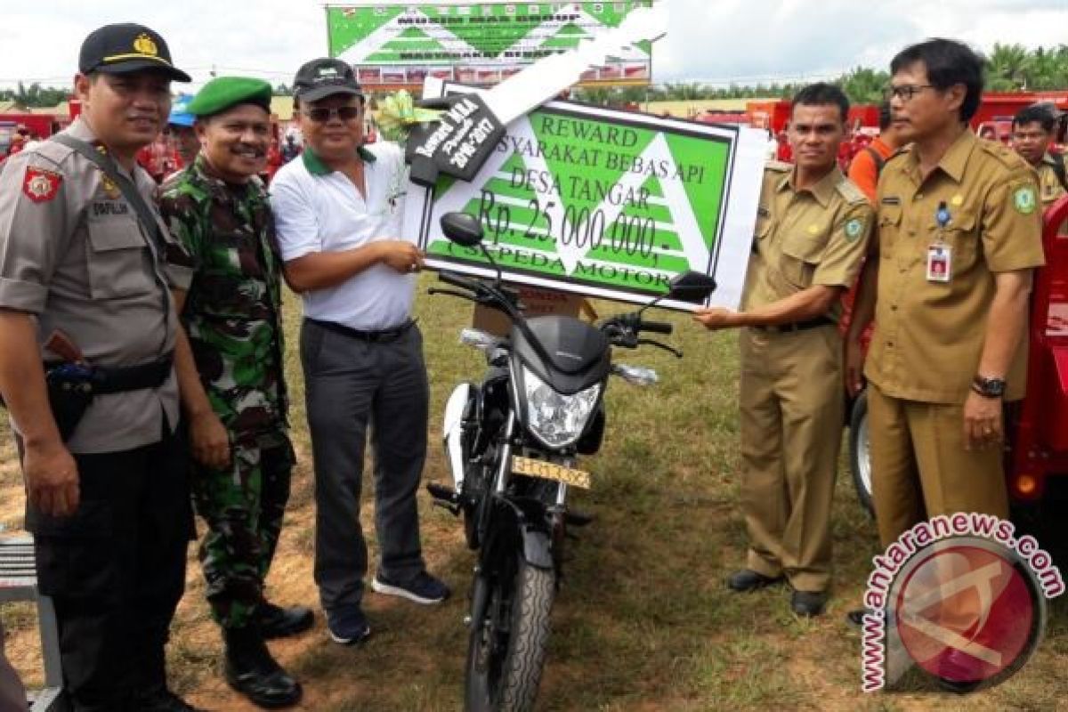 Musim Mas Group Beri Bonus 10 Desa Nihil Kebakaran Lahan