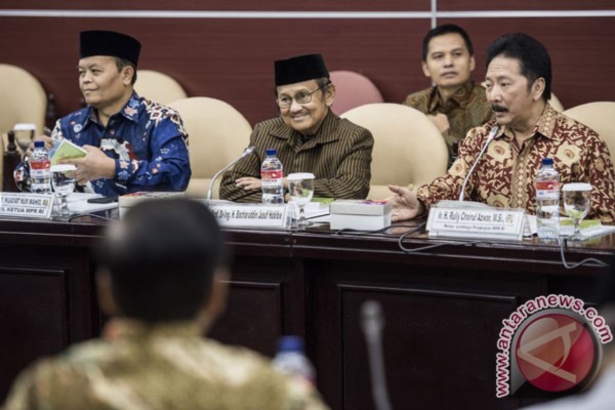 BJ Habibie: Indonesia perlu miliki GBHN