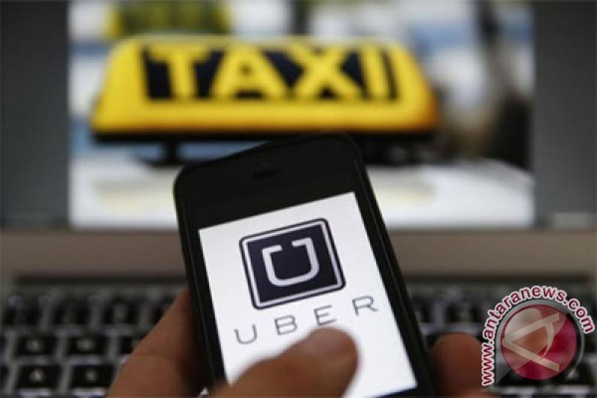 Peraturan taksi daring diusulkan bentuk perpres