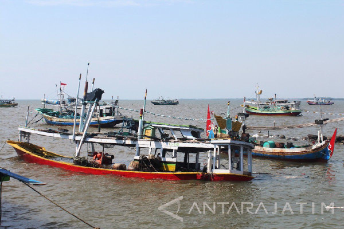 Nelayan Probolinggo Butuh Asuransi Perahu