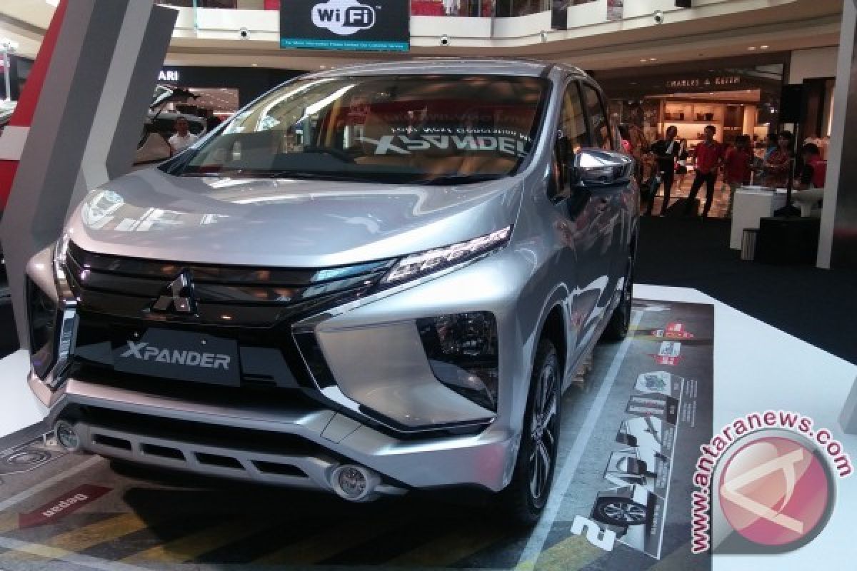 Xpander targetkan rebut 20 persen pasar small MPV Jawa Tengah