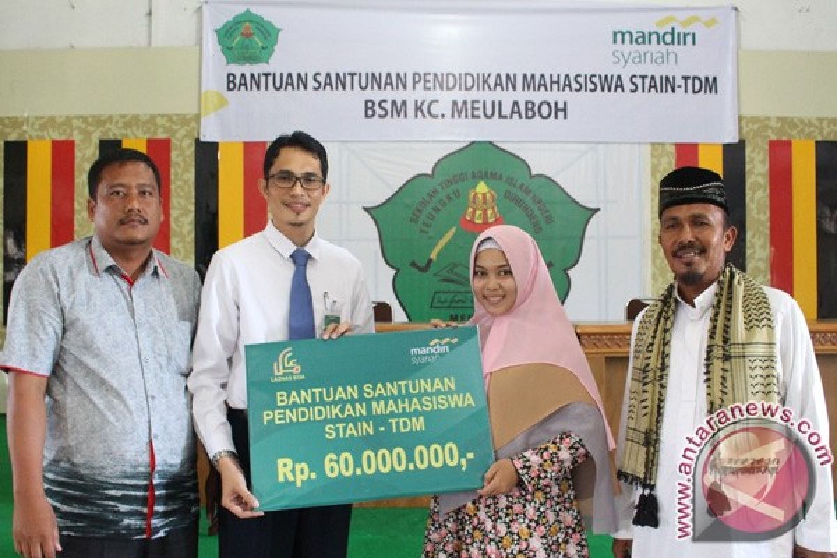 Bank Syariah Mandiri salurkan beasiswa prestasi