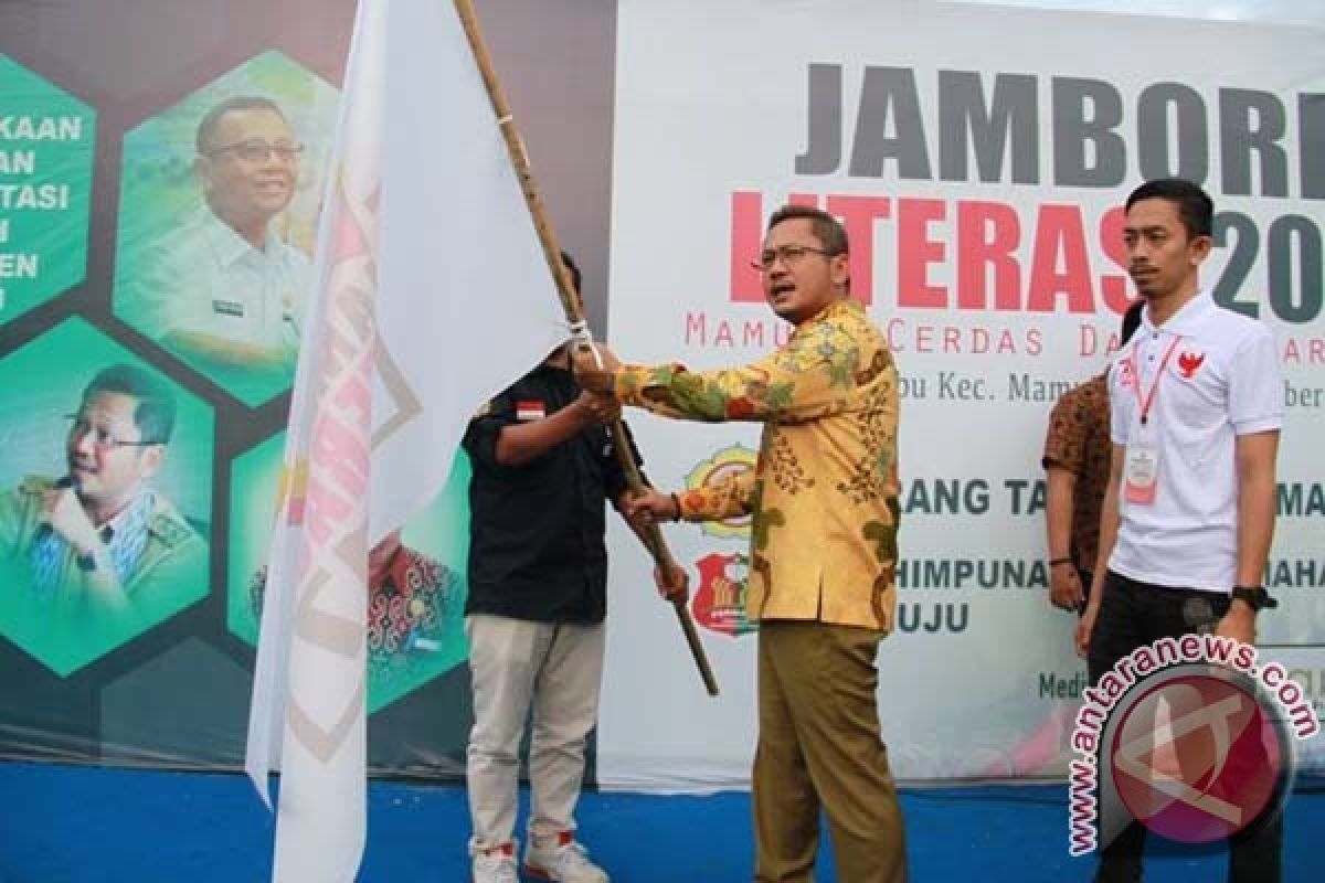 250 Siswa-Mahasiswa Mamuju Ikuti Jambore Literasi 