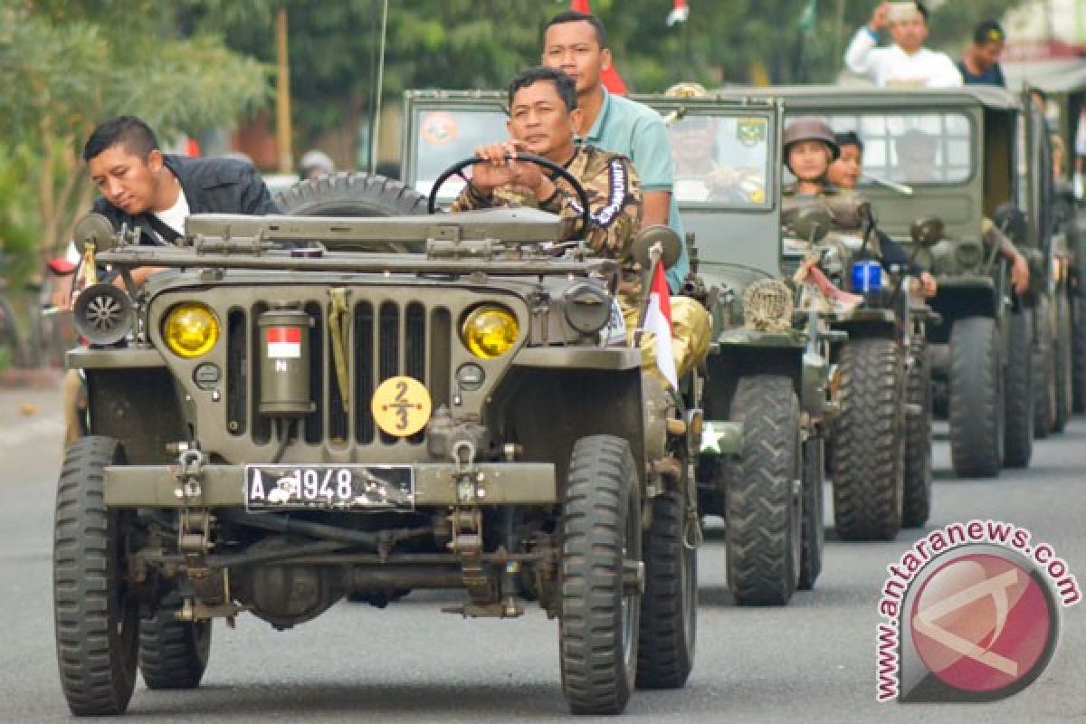 Puluhan komunitas mobil dilibatkan dalam Kirab Proklamasi