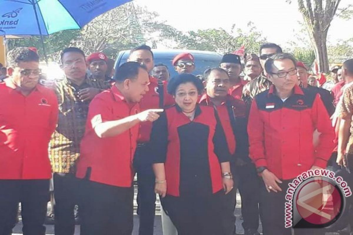 Megawati: Tindak Tegas Penyebar "Hoax"