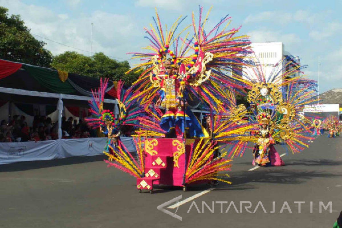 JFC Ramaikan Karnaval Kemerdekaan di Bandung