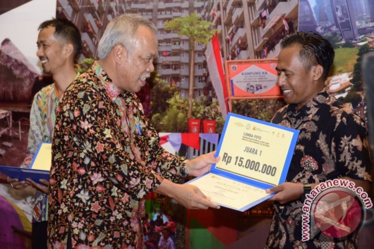 Kementerian PUPR sajikan hasil pembangunan perumahan melalui Pameran Foto Hapernas 2017