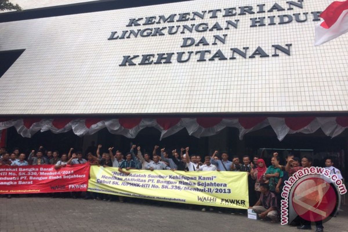Masyarakat Kabupaten Bangka Barat Adukan Perusahaan HTI ke KLHK
