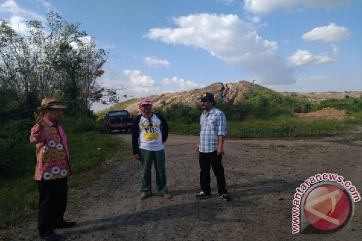 Bupati Tapin Tinjau lokasi Rencana Pembangunan Infrastruktur